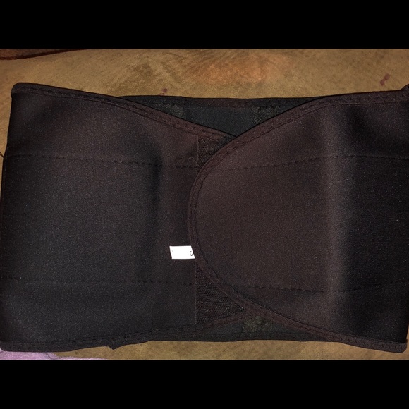 Tummy tuckers - Picture 1 of 4